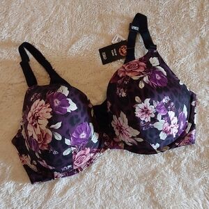 🌺 NWT Torrid Curve Push-up Plunge Bra